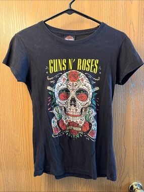 Harley-Davidson Black Tee with Colorful Sugar Skull Graphic